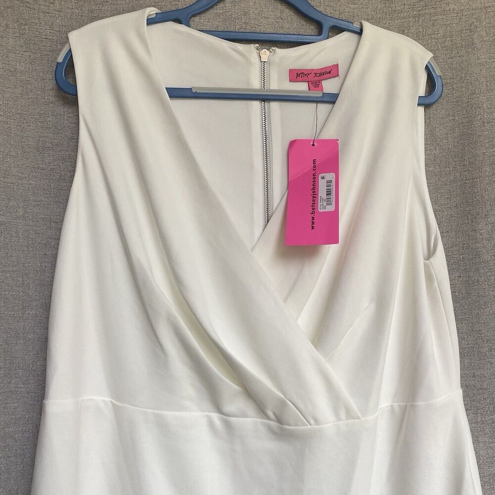 Betsey Johnson 16W Ivory Faux Wrap Sleeveless Dress Heart Zip Plus Size NWT